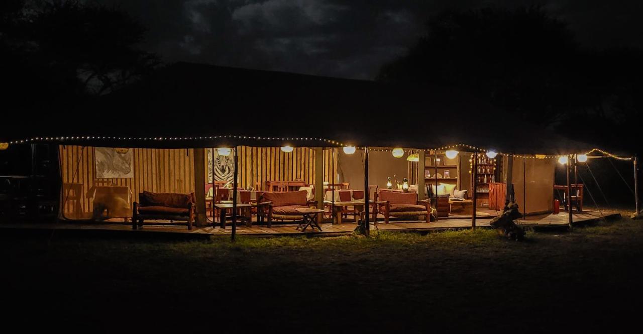 Hotel Zawadi Camp Serengeti-Savanne Exterior foto