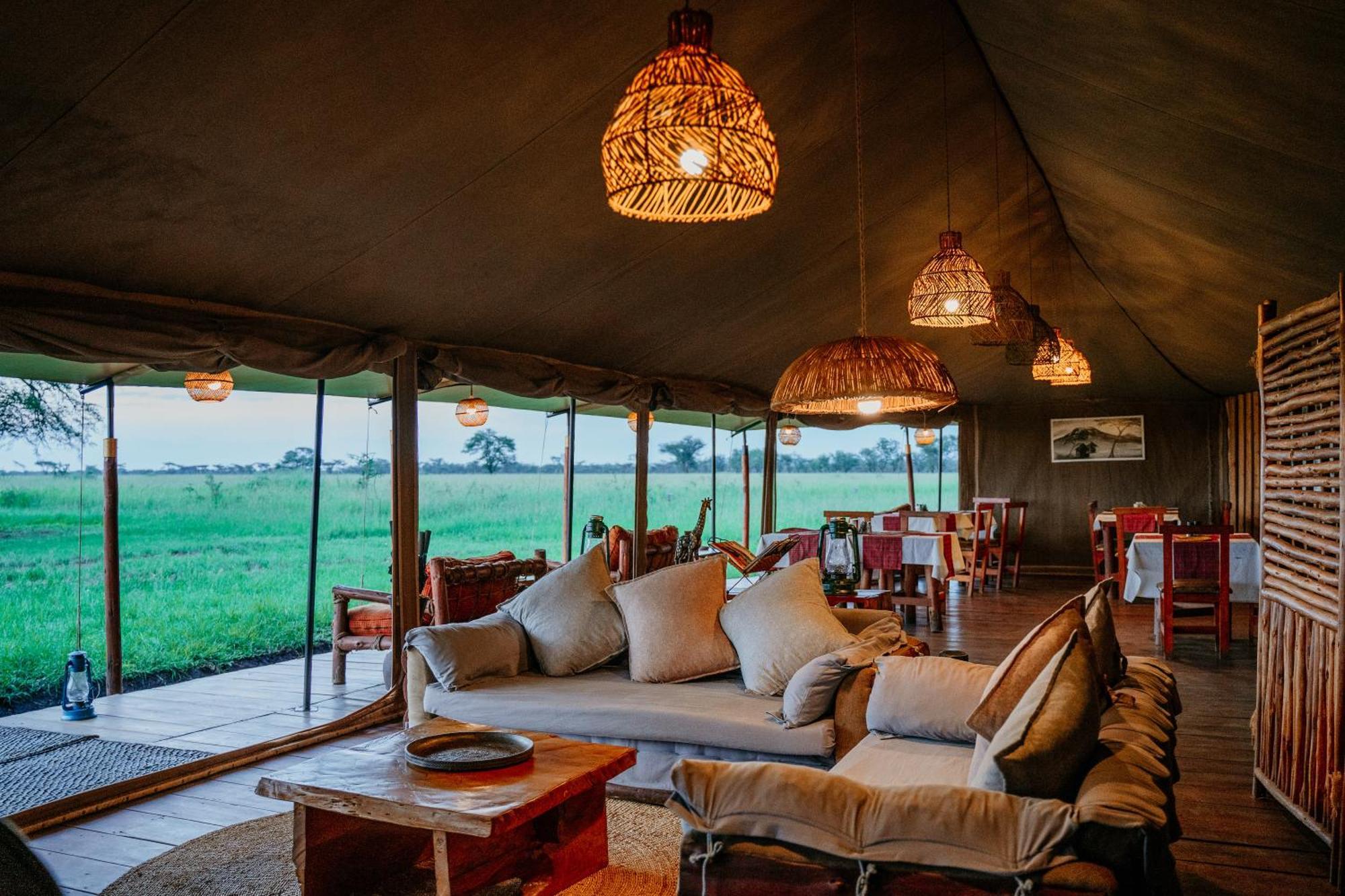Hotel Zawadi Camp Serengeti-Savanne Exterior foto